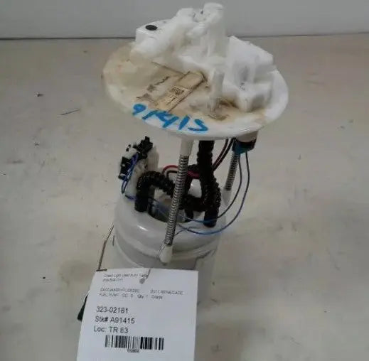 Jeep Renegade 2015-2020 Fuel Pump Assembly OEM WARRANTY - Used - Photo 3