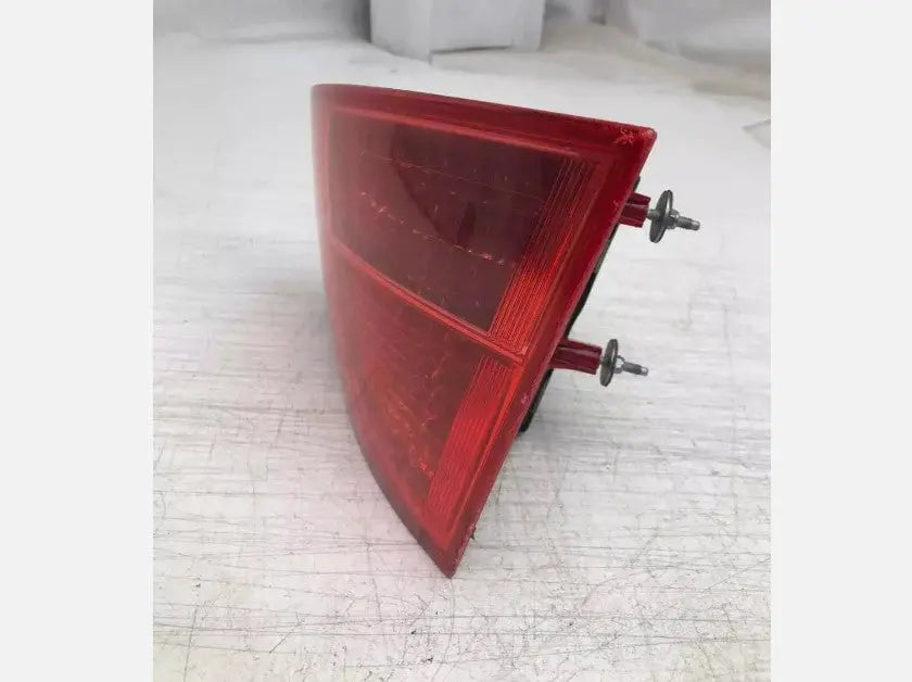 AUDI A8 RH PASSENGER Tail Light Assembly Quarter Panel Mounted OEM 2003 - 2007 - Used