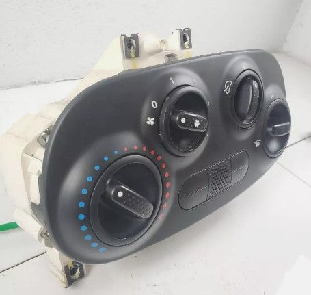 FIAT 500 2012-2017 AC Heater Climate Control Tem Auto White Face Plate WARRANTY - Used OEM Auto Part - Photo 2