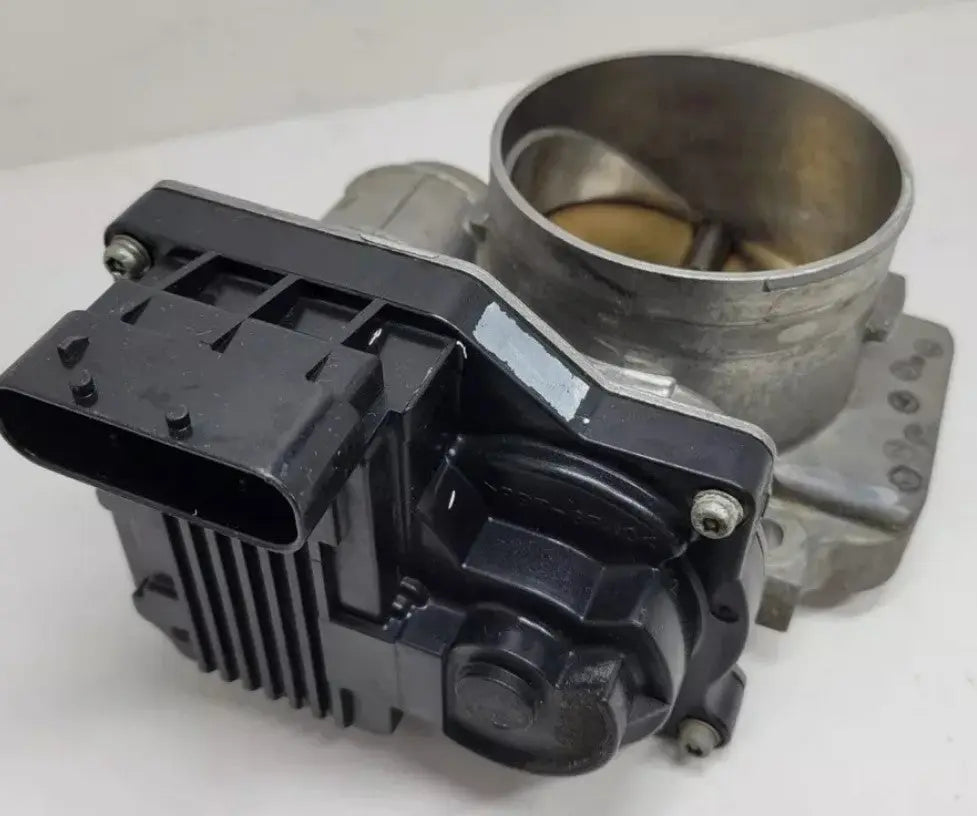2005-2009 Buick Lacrosse Throttle Body/ Valve Housing Assembly 3.8L WARRANTY - Used OEM Auto Part - Photo 2