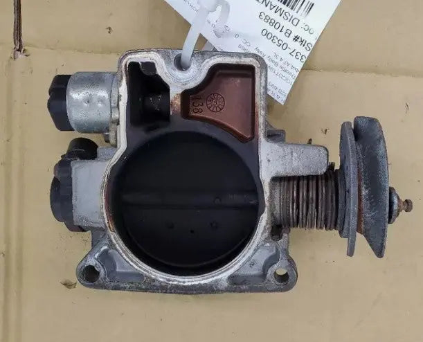 Throttle Body Throttle Valve Assembly Fits 2000 Chevrolet ASTRO WARRANTY - Used OEM Auto Part - Photo 2