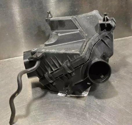 Nissan Altima Sdn 2.5L Air Cleaner Box Assembly 2013-2018 WARRANTY - Used OEM Auto Part - Photo 2