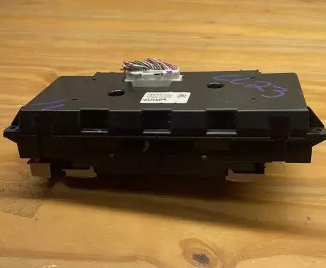 Scion Tc 2005-2007 AC Heater Climate Control Temperature w/Base package WARRANTY - Used OEM Auto Part - Photo 2