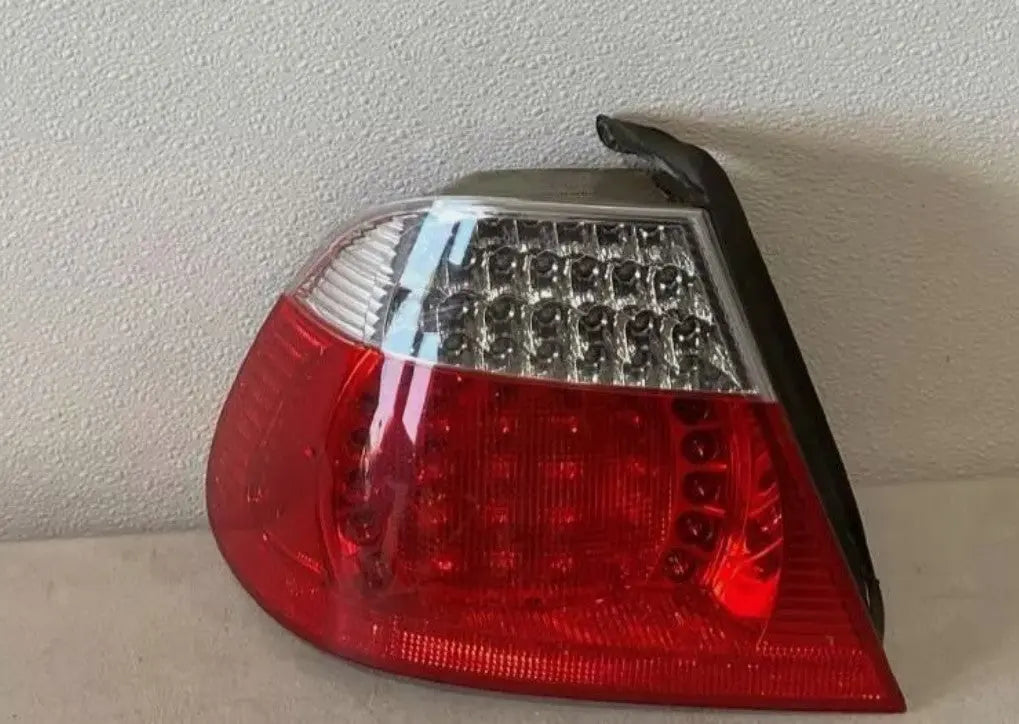 04-06 BMW e46 Convertible M3 325Ci 330Ci LED Tail Light Assembly Driver Side BMW