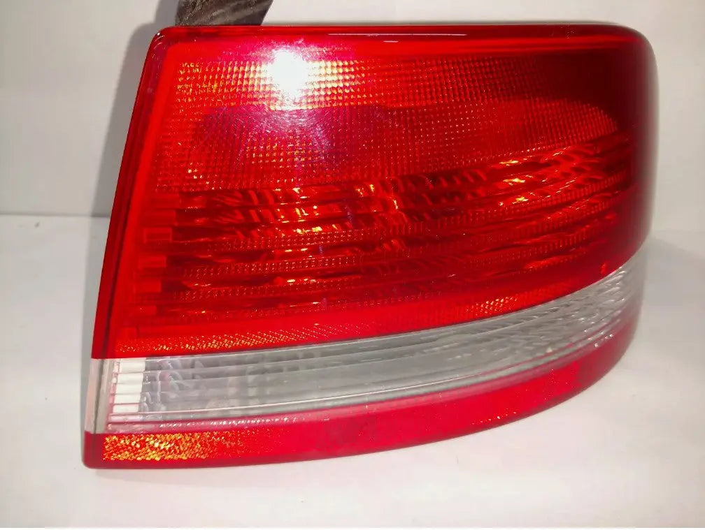 Saab 9-3 Tail Light Passenger Right Side OEM 2003-2007 - Used - Photo 2