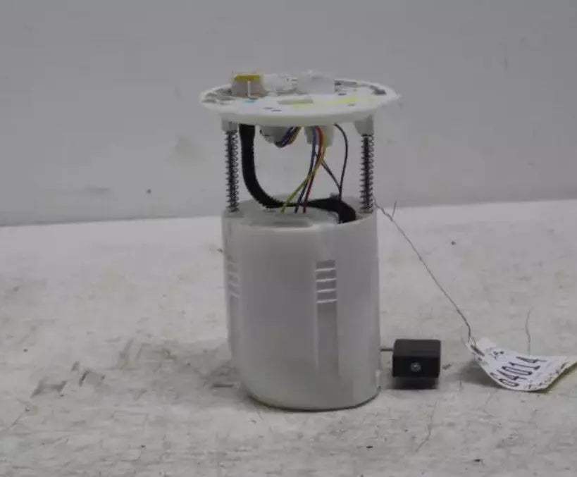 2017-2019 Toyota SIENNA Fuel Pump Assembly 6 Cylinder WARRANTY - Used OEM Auto Part - Photo 3