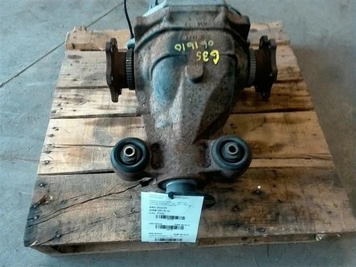 2007-2008 Infiniti G35 G37 Rear Differential Carrier Assembly Non Locking 3.69 - Used OEM Auto Part