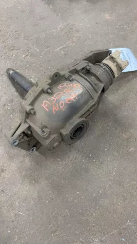 2002-2009 Chevy Trailblazer Front Differential Carrier 3.73 Ratio Opt GT4 OEM - Used