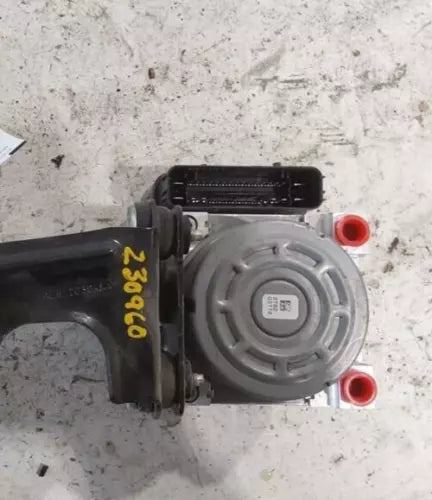 2014-2019 Ford Fiesta ABS Anti-Lock Brake Pump OEM Assembly from 07/15/13 - Used