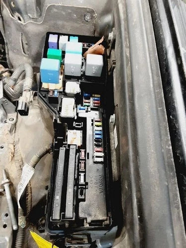 2005-2010 Toyota Avalon Engine Fuse Box XL XLS Touring - Used OEM Auto Part
