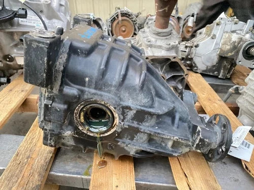 2001-2006 Hyundai Santa Fe 2.7L Rear Axle Differential Carrier Assembly OEM - Used