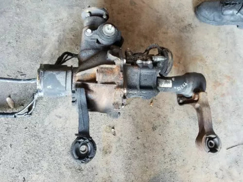 1996-2000 Toyota 4 Runner Front Axle Differential Carrier 4.30 Ratio OEM - Used
