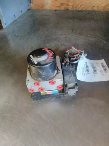 2004 Ford Expedition ABS Anti Lock Brake Actuator Pump OEM - Used
