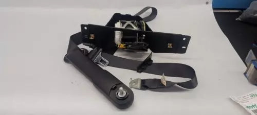 2007-2010 Chevy Silverado 1500 Front Passenger Seat Belt Retractor Black OEM - Used