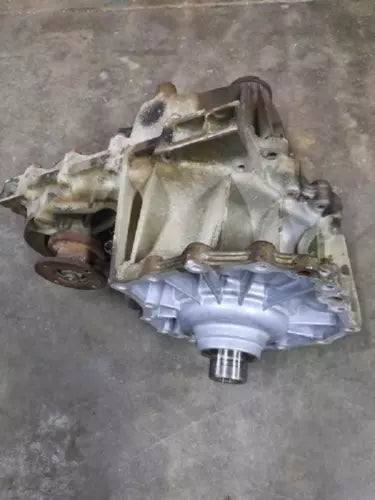 2004-2007 Nissan Titan Transfer Case Assembly OEM - Used
