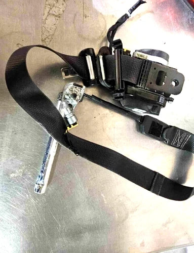 2013-2015 Dodge Dart Left Front Driver Seat Belt Retractor Blk LH Oem - Used