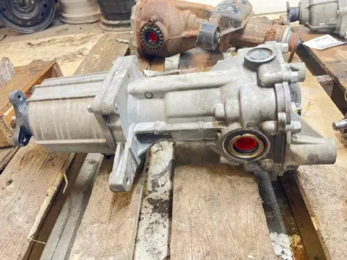 2011-2013 Kia Sorento Rear Axle Differential Carrier AWD OEM - Used