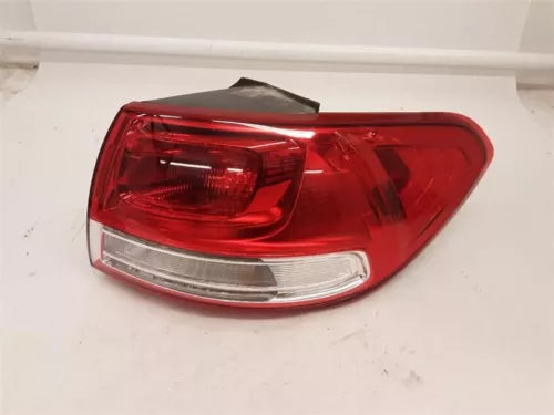 Passenger Tail Light Quarter Panel Mounted Fits 2016-2018 Kia SORENTO - Used OEM Auto Part