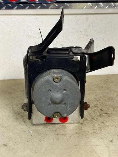 2005-2006 Chevy Equinox Torrent ABS Anti Lock Brake Pump Assembly (AWD) OEM - Used