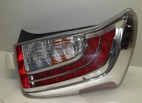 2012-2015 Toyota Prius Right Passenger Side Tail light Assembly Vin DU