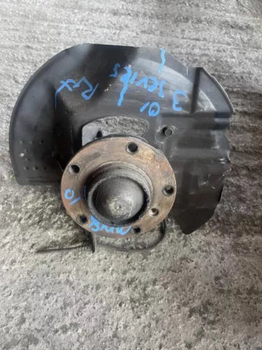 2001-2006 BMW 325i Front Right Passenger Spindle Knuckle Assembly Oem