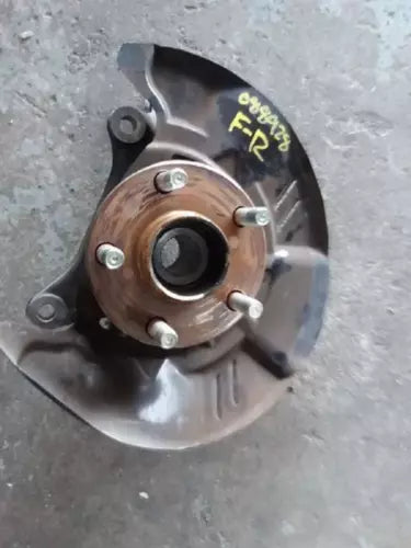 2014-2018 Subaru Forester Passenger Right Front Spindle Knuckle OEM - Used
