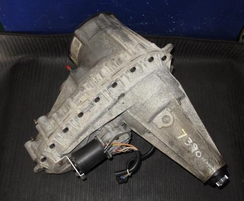 2003-2004 Ford Expedition 4X4 Transfer Case Assembly OEM - Used