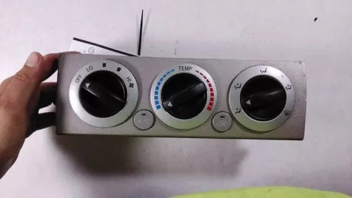 2005-2010 Toyota Tacoma A/C Heater Temperature Climate Control SR5 Metallic Oem - Used
