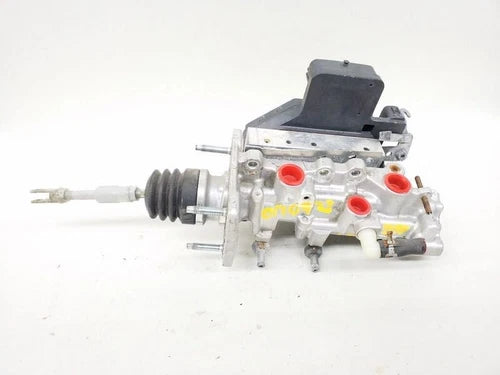 2005-2009 Toyota 4Runner Brake Booster Pump 8 cylinder, from 10/04 OEM - Used