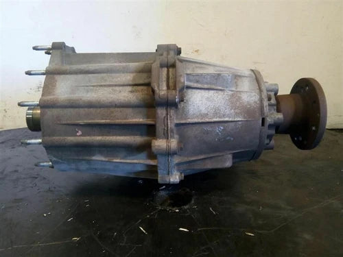 2005 - 2010 Jeep Grand Cherokee Transfer Case New Venture 245 - Used OEM Auto Part