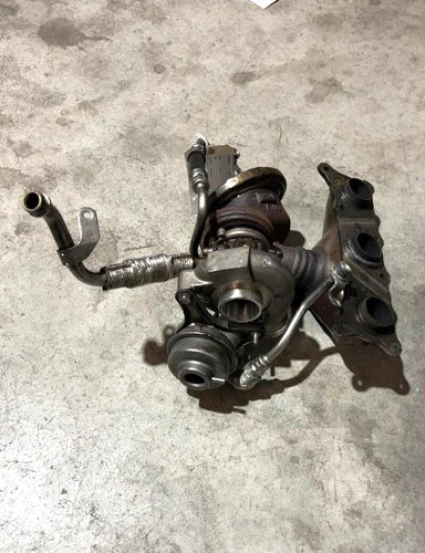 2008-2010 BMW 135i Rear Turbo Turbocharger Assembly 3.0L twin turbo OEM - Used