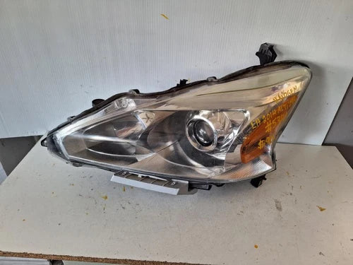 HEADLIGHT LAMP ASSEMBLY LH Driver Nissan Altima 2013-2015 - Used OEM Auto Part