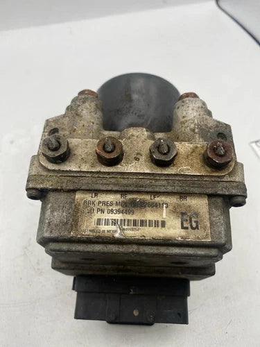 2001-2005 Chevrolet Malibu Anti-Lock Brake Pump ABS Pump Assembly OEM - Used