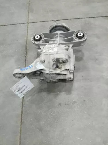 2015 - 2019 Dodge Charger Rear Axle Differential Carrier Assembly 2.62 Ratio RWD - Used OEM Auto Part