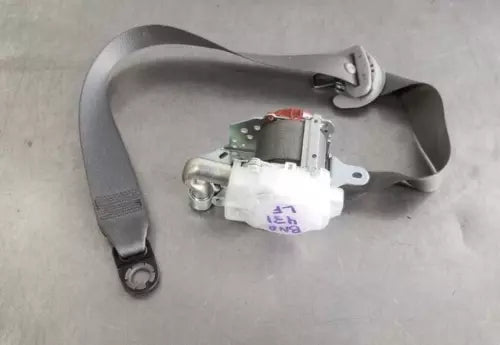 2015-2017 Toyota Sienna Driver Seat Belt Assembly Oem 15-17 Retractor Gray - Used
