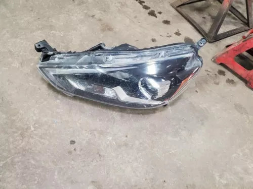 2018-2019 Nissan Sentra Left Hand Headlight Assembly LED Oem - Used