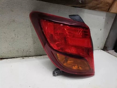 Driver Left Tail Light Hatchback Fits 2015-2017 Toyota YARIS - Used OEM Auto Part