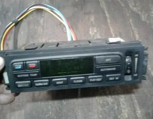 2003-2011 Mercury Grand Marquis AT AC Heater Temperature OEM Climate Control - Used