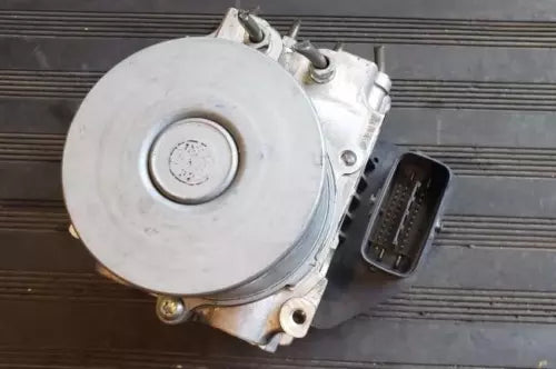 2009 TOYOTA COROLLA ABS ANTI-LOCK BRAKE ACTUATOR AND PUMP ASSEMBLY - Used OEM Auto Part
