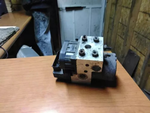 2005-2006 Chevy Equinox Pontiac Torrent ABS Anti-Lock Brake Pump Assembly AWD - Used OEM Auto Part