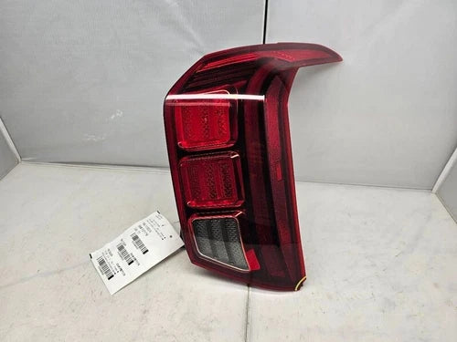 2020-2024 Hyundai Palisade Passenger Side Tail Light Assy Quarter Panel LED RH - Used OEM Auto Part