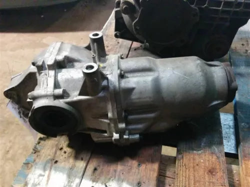 1997-2001 Honda CRV Rear Differential Carrier AT AWD in Low Mileage OEM - Used
