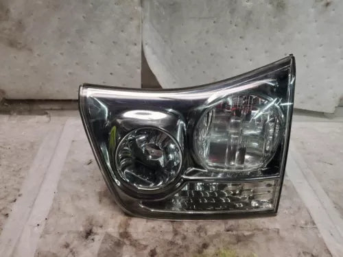 06 07 LEXUS RX400H RH Passenger Tail Light Assy Tailgate Mounted lexus
