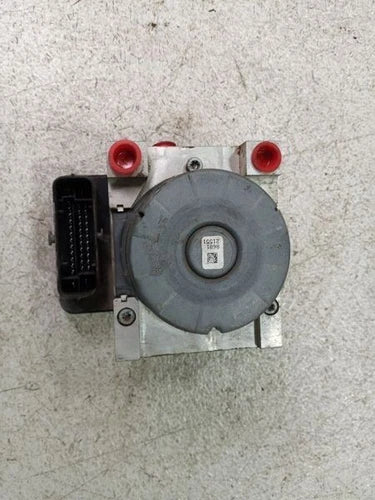 2015-2016 Chrysler 300 ABS Pump w/o Adaptive Cruise OEM - Used