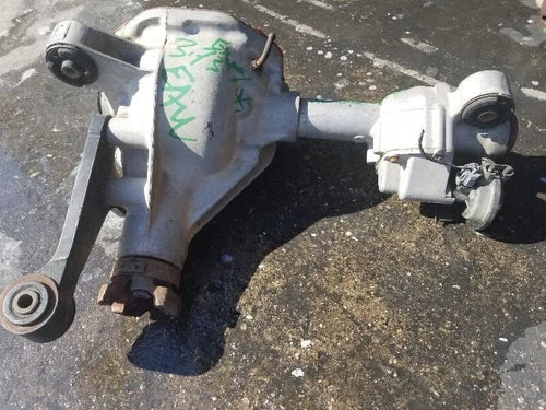 1996-2005 Ford Explorer Front Axle Differential Carrier 3.73 Ratio OEM - Used