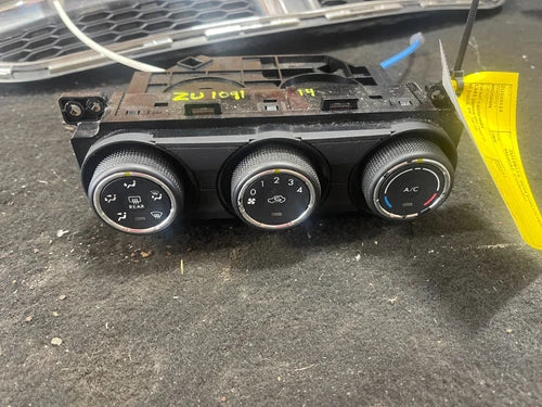 2014-2015 Subaru Forester Manual AC Heater Climate AC Temperature Control OEM - Used