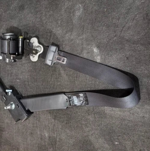 2019-2021 Nissan Murano Front Right Passenger Seat Belt Retractor Black Oem - Used