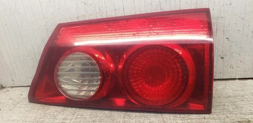 2006-2010 Toyota Sienna Right Passenger Side Tail Light Assembly liftgate OEM - Used