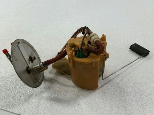 2006 - 2007 Ford Escape Mercury Marnier Fuel Pump Assembly 2.3L OEM - Used