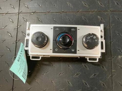 2008-2012 Chevy Malibu A/C Manual Heater Climate Temperature Control LT & LS OEM - Used